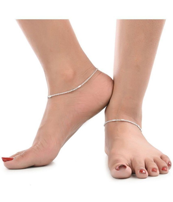 AanyaCentric Silver Anklets ( Pack of 1 ) - Silver