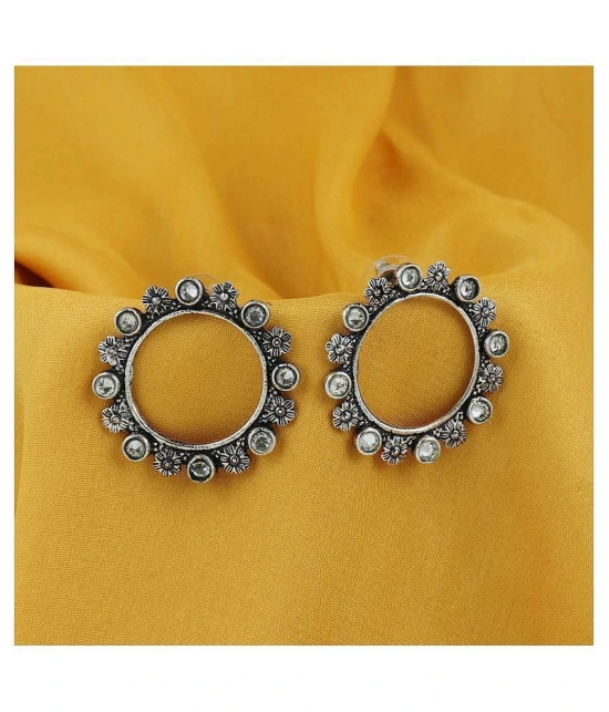 Sukkhi Exotic Oxidised Floral Stud Earring For Women - Silver