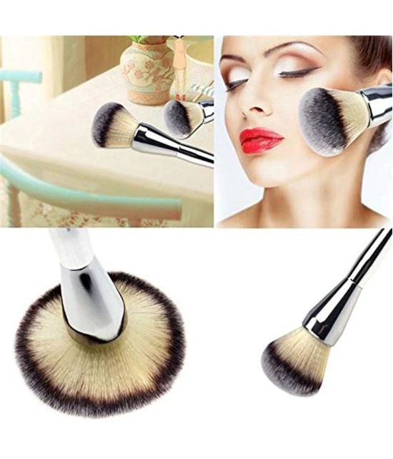 SkinPlus Silver Handle Synthetic Foundation Brush,Concealer Brush 1 Pcs 100 g