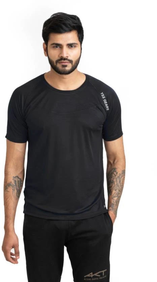 Men Solid Round Neck Polyester Black T-Shirt