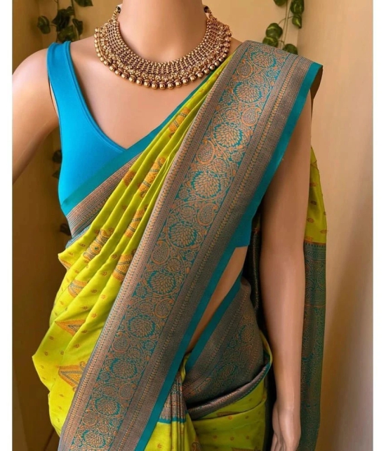 Apnisha Banarasi Silk Solid Saree With Blouse Piece - Green ( Pack of 1 ) - Green