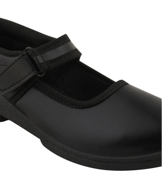 SCHOOL SHOE GIRL VELCRO - None