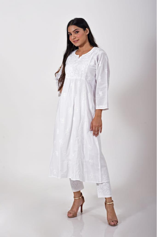 Ladies New Fashion Cotton Hand Chikankari Kurti