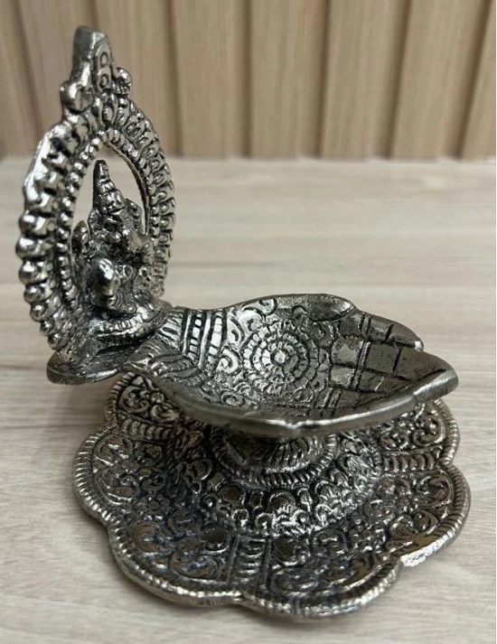 Aarna Creations Hand Crafted Metal Ganesha with Diya| Artistic and Decorative Diya Ganesha Idol in Antique Silver| Desk Idol Diya Ganesha