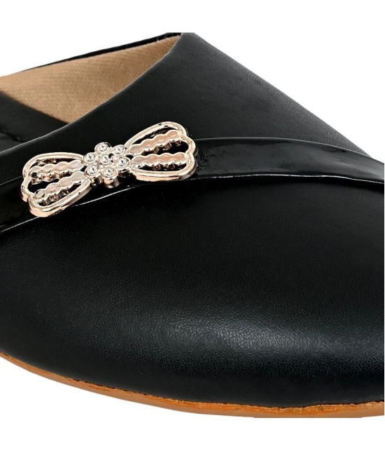 Altek - Black Womens Flats - None