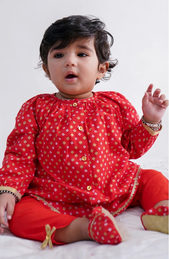 Baby Girl Bandhani Printed Jhabla Set-Red 0M (3- 3.8Kg)