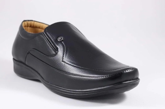 WUGO::Latest Fabulous Men Formal Shoes|Black Moccasin Shoes|Office Shoes For Mens & Boys (Free Home Delivery)