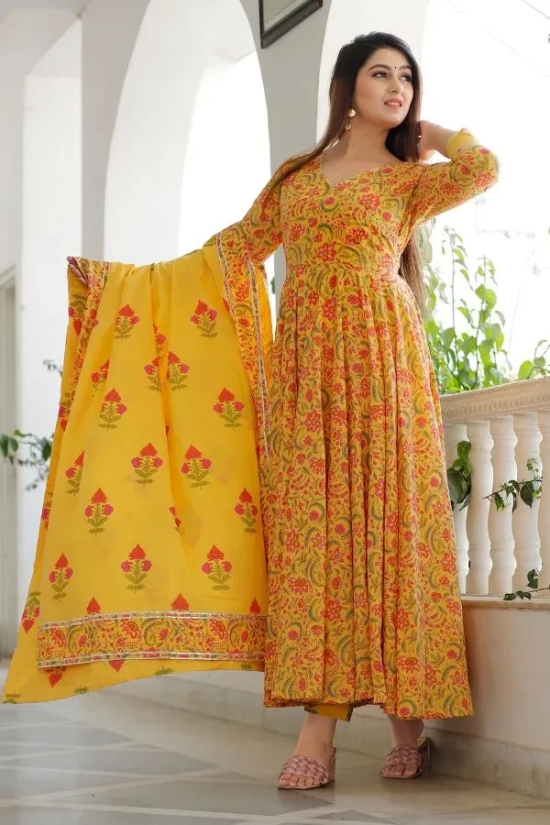 Yellow Floral Printed Anarkali Set 3XL