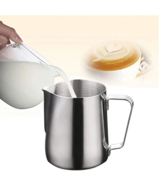 Dynore Milk Jug 600 ml Stainless Steel Jugs 600 mL - Silver