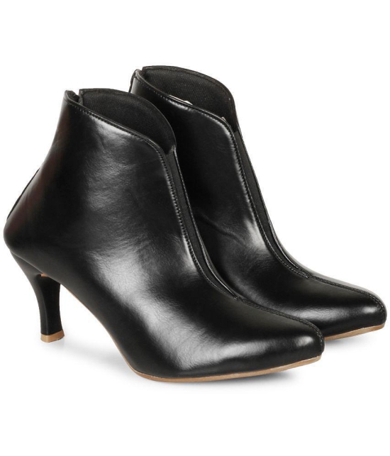 Saheb - Black Women's Ankle Length Boots - None