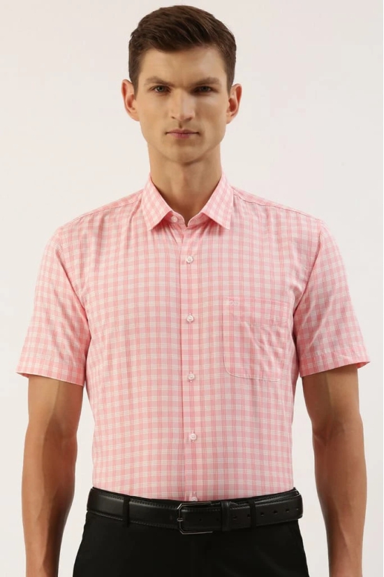 Men Pink Regular Fit Formal Half Sleeves Formal Shirt