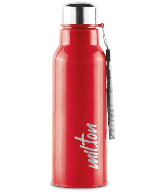 Milton Steel Fit 600 Insulated Inner Stainless Steel Water Bottle, 1 Piece, 520 ml, Red | Easy Grip | Leak Proof | Hot or Cold | School | Office | Gym | Hiking | Treking | Travel Bottle - Re