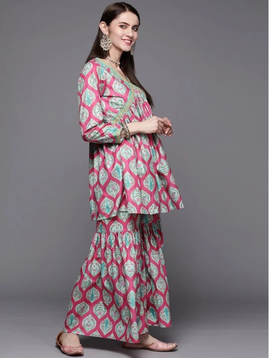 Women Pink Ethnic Motifs Velvet Kurta with Sharara