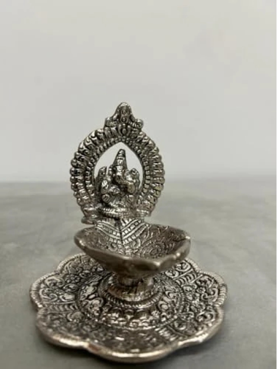 Aarna Creations Hand Crafted Metal Ganesha with Diya| Artistic and Decorative Diya Ganesha Idol in Antique Silver| Desk Idol Diya Ganesha