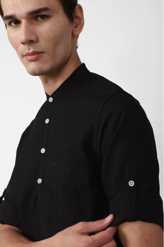 Men Black Slim Fit Solid Full Sleeves Casual Shirt