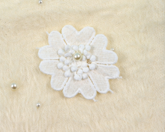 Fur sweater with pearl flower-Pink / 4-5 Years