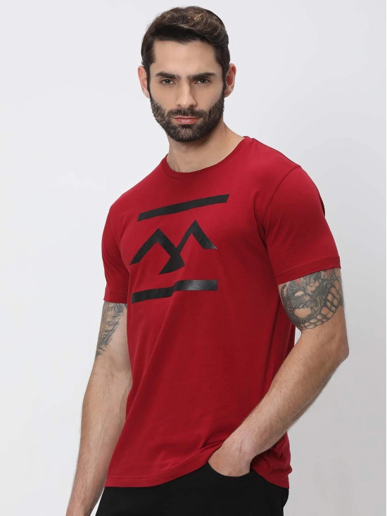 Maroon Textured Logo Slim Fit Graphic Tee