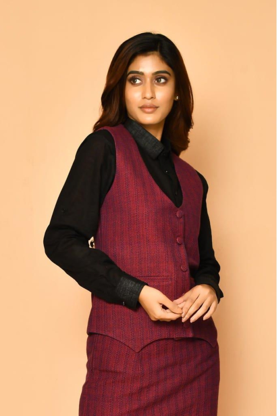 Serena handloom rounded V-neck women's cotton jacket