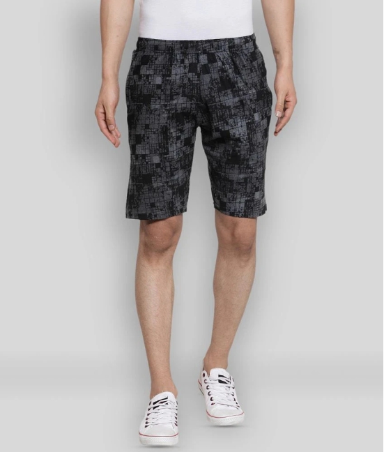 Uzarus Multi Shorts - None