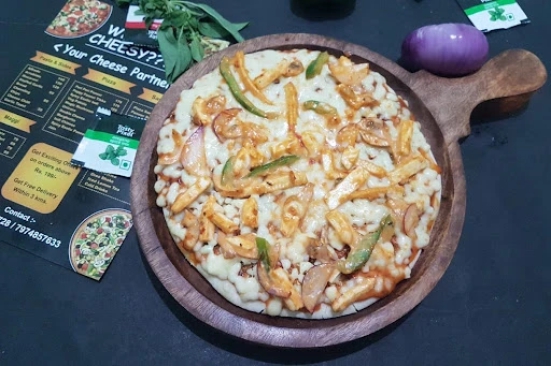 Tandoori Paneer Pizza