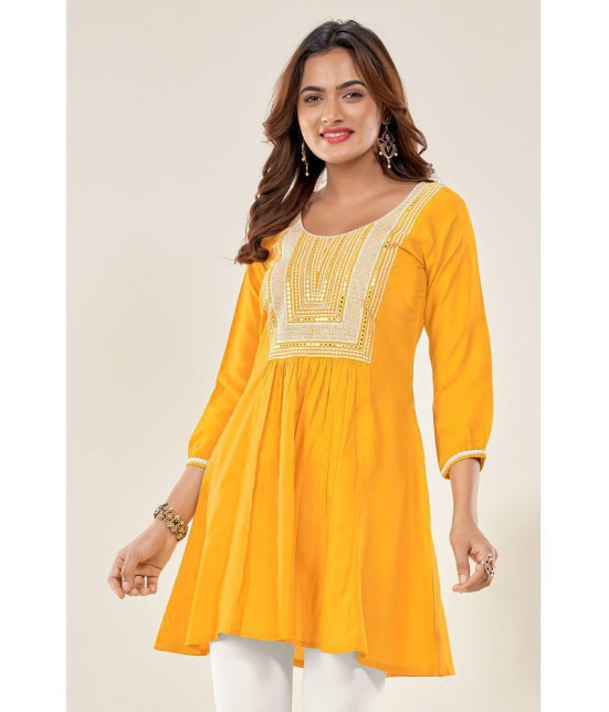 Glomee - Yellow Viscose Womens Tunic ( Pack of 1 ) - None