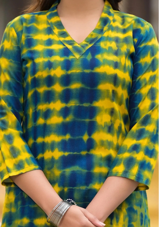 Simple and Beautiful Tie Die Printed Kurta Set with Bottom and Dupatta-S