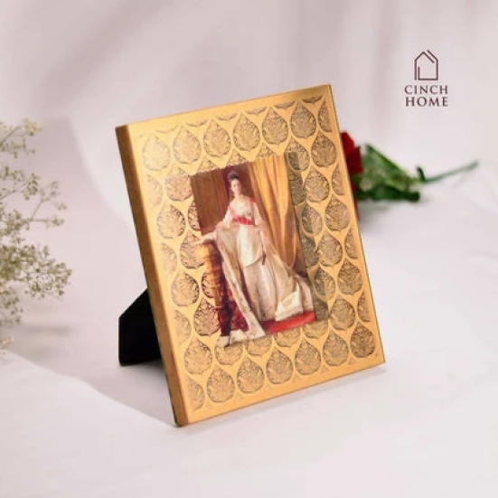 Royal Photo Frame- Gold