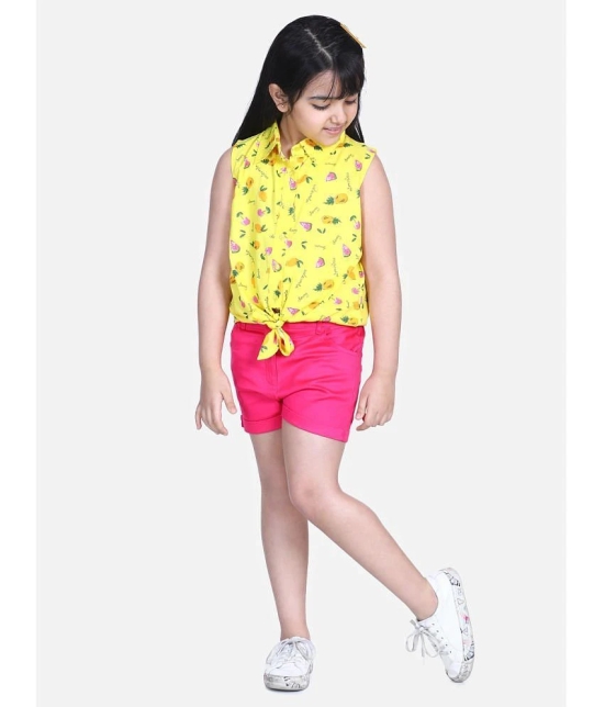 StyleStone Girls Yellow  Printed Tie Knot Top with Pink Shorts - None