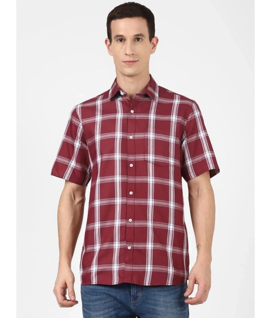 UrbanMark 100% Cotton Regular Fit Checks Half Sleeves Mens Casual Shirt - Maroon ( Pack of 1 ) - None