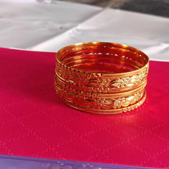 Gold Bangles Set of 4