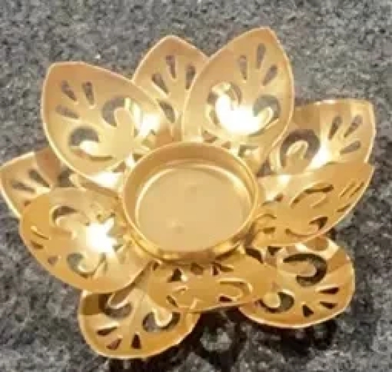 Tisser Jali flower candle holder 