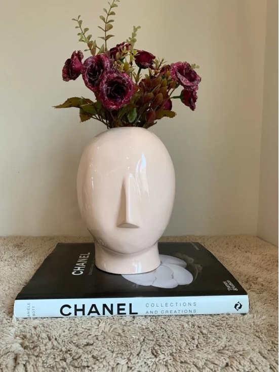 Adorable Human Face Vases-Blush Pink / H: 9 inch | L: 6 inch | W: 7 inch / Polyresin