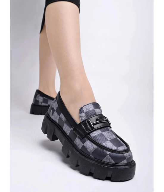 Shoetopia - Black Womens Loafers - None