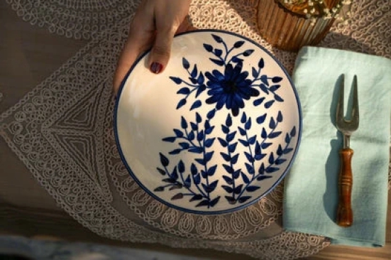 Blue Pottery Quarter Plate Set