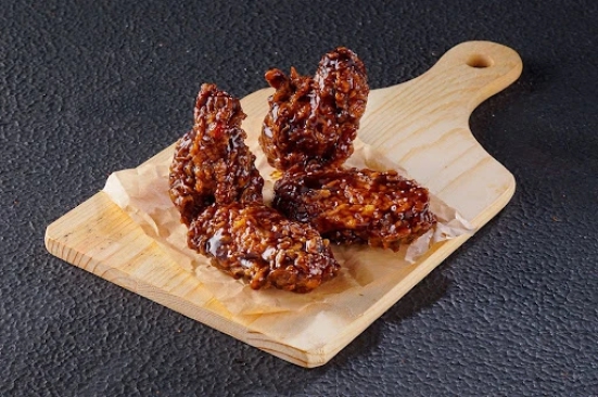 American BBQ Chicken Wings (4Pcs)