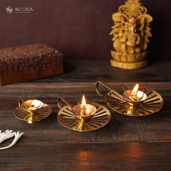 Fan Shadow Brass Diya