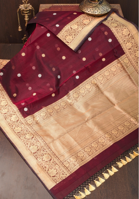 Exquisite Pure Banarasi Organza Silk Saree in Garnet with Kadhuwa Borders and Butis | SILK MARK CERTIFIED