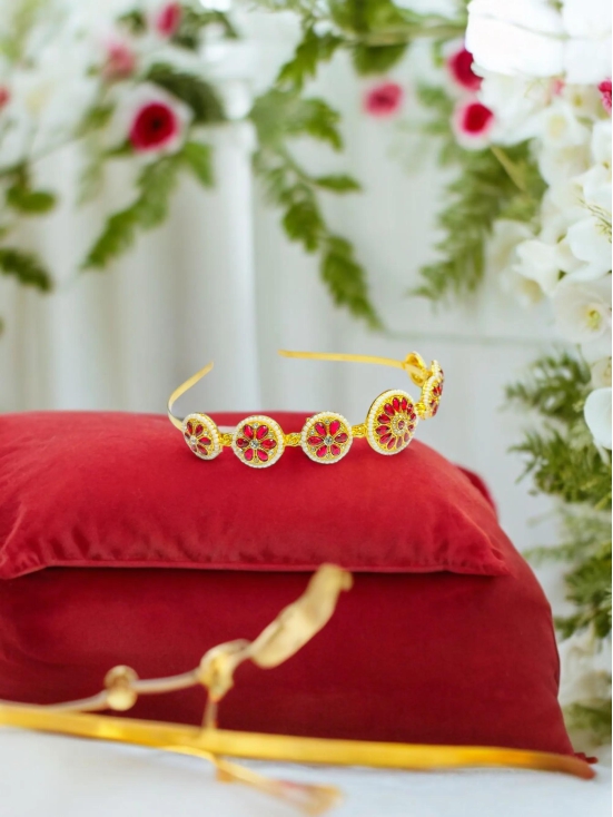 Aanandita Golden New Stylist Hairband