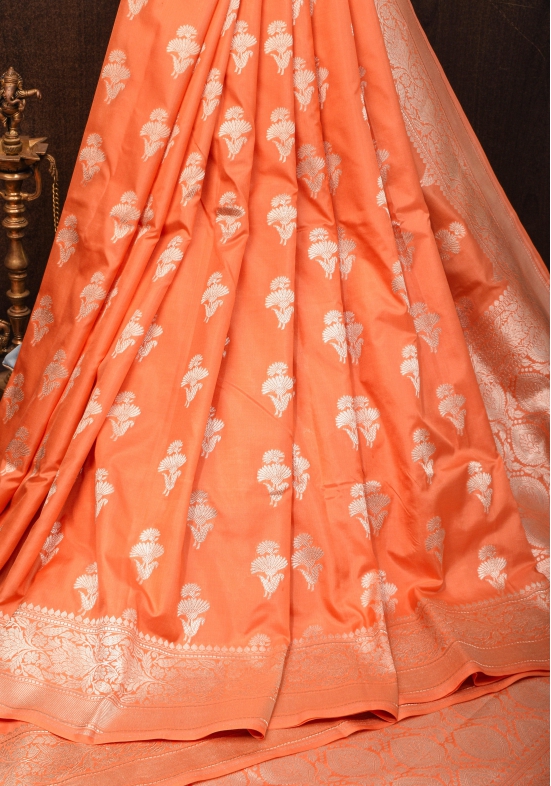 Exquisite Banarasi Katan Silk Saree inApricot with Floral Design pattern and zari border| SILK MARK CERTIFIED