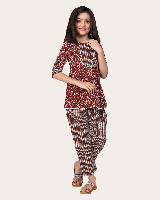 Girls Casual Kurta and Trouser Set-Maroon / 10 - 11 Years