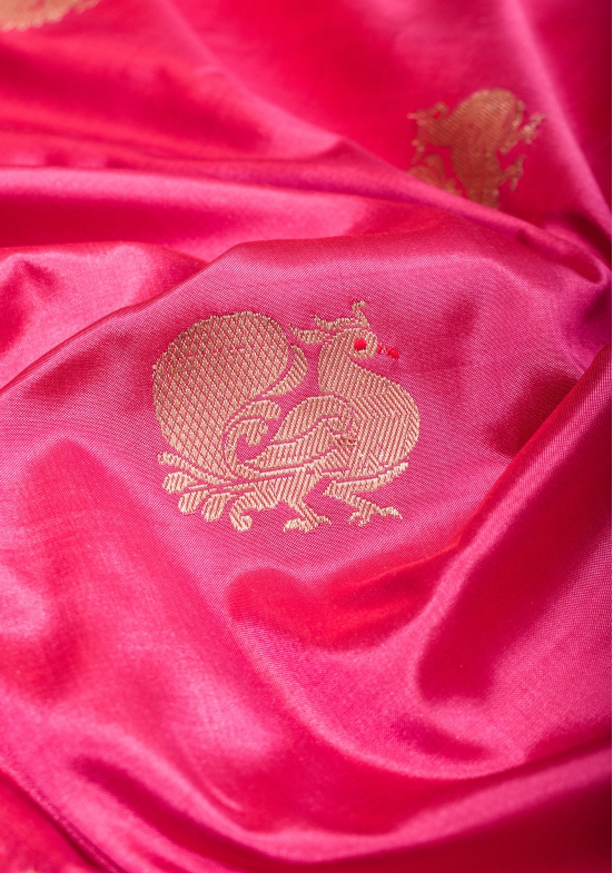 Peacock Butta Shikaargah Banarasi  Saree in Pink Dual Tone and Red | Silk Mark Certified