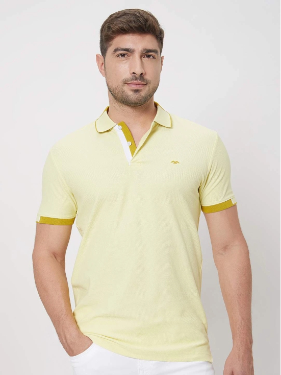 Light Yellow Detail Plain Slim Fit Mini Popcorn T-Shirt