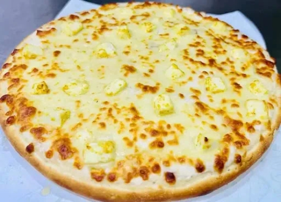 Cheese And Paneer Pizza