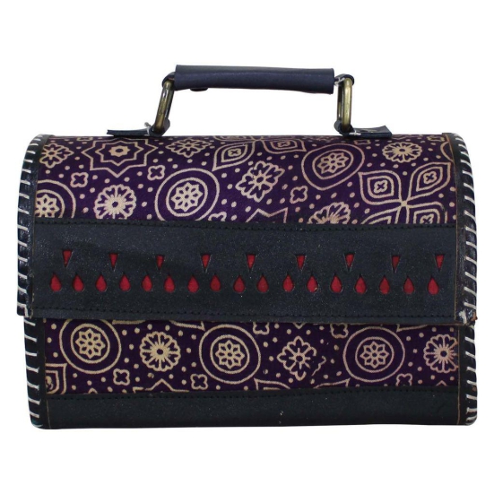 Garvi Gurjari (A Gujarat Govt Enterprise Handcrafted Kutchi Leather Sling Box Bag (GGCMLBB18)