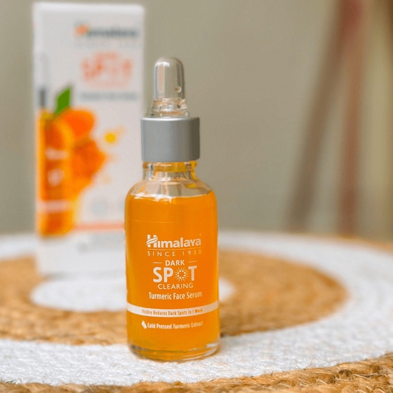 Himalaya Dark Spot Clearing Turmeric Face Serum