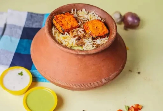 Handi Paneer Tikka Biryani