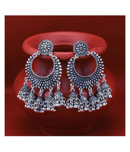 Sukkhi Trendy Oxidised Chandelier Earring for Women - Silver