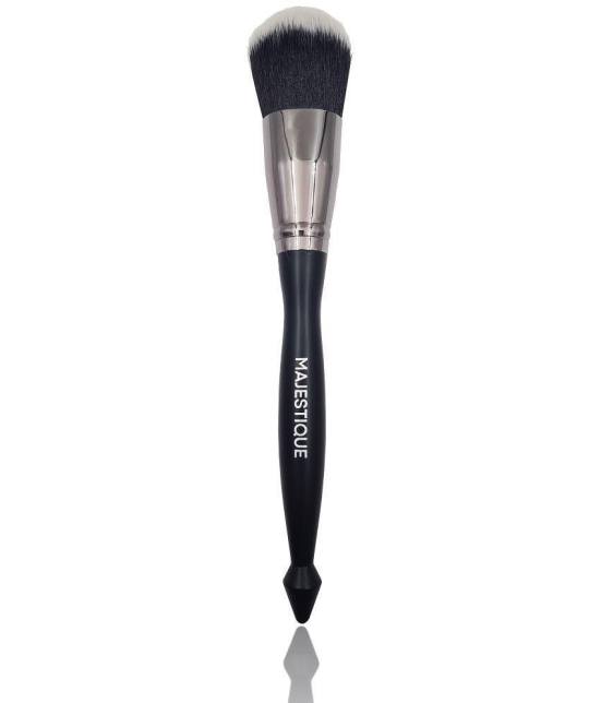 Majestique Highlighter Powder Brush, Soft Bristles for Makeup