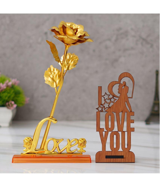 eCraftIndia Gold Plastic Valentine Hamper