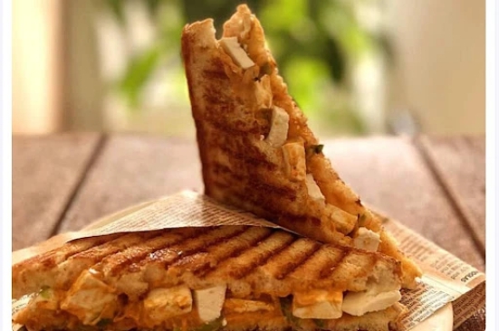 Paneer Schezwan Sandwich